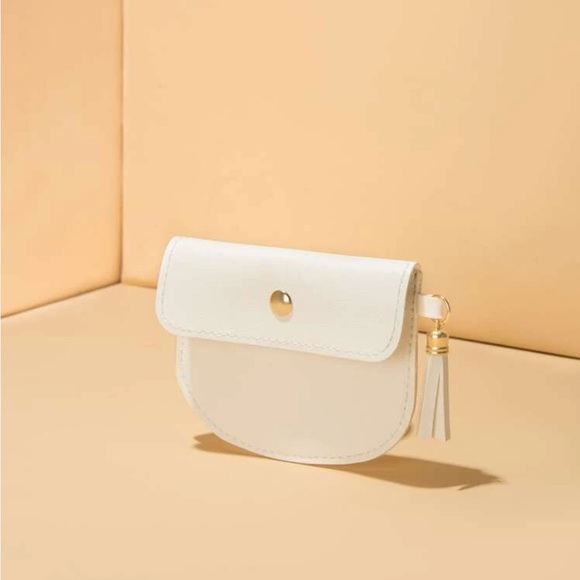 ◾️2/$25 White Tassel Decor Snap Button Coin Purse/ Coin bag / Card holder purse - Picture 2 of 9